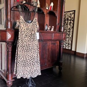 Silk Leopard print midi slip dress Size Medium NWT